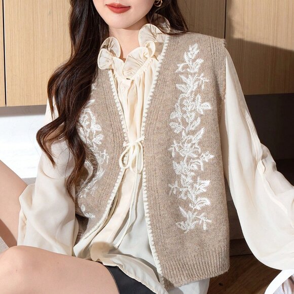 Khaki Casual Women's Handmade Embroidered Floral Pattern Knitted Vest - Picture 3 of 5